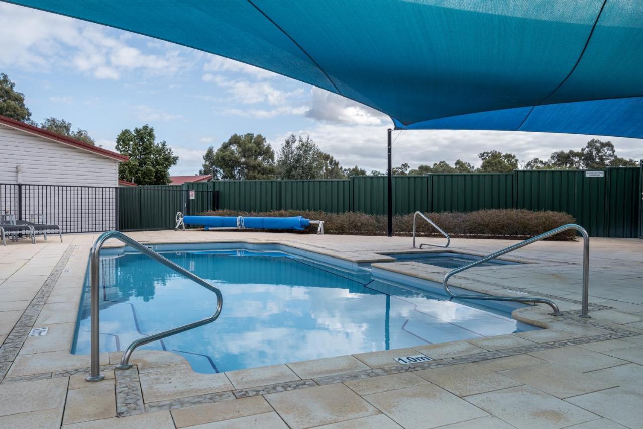 Big4 Perth Midland Tourist Park Hotel Middle Swan Екстериор снимка